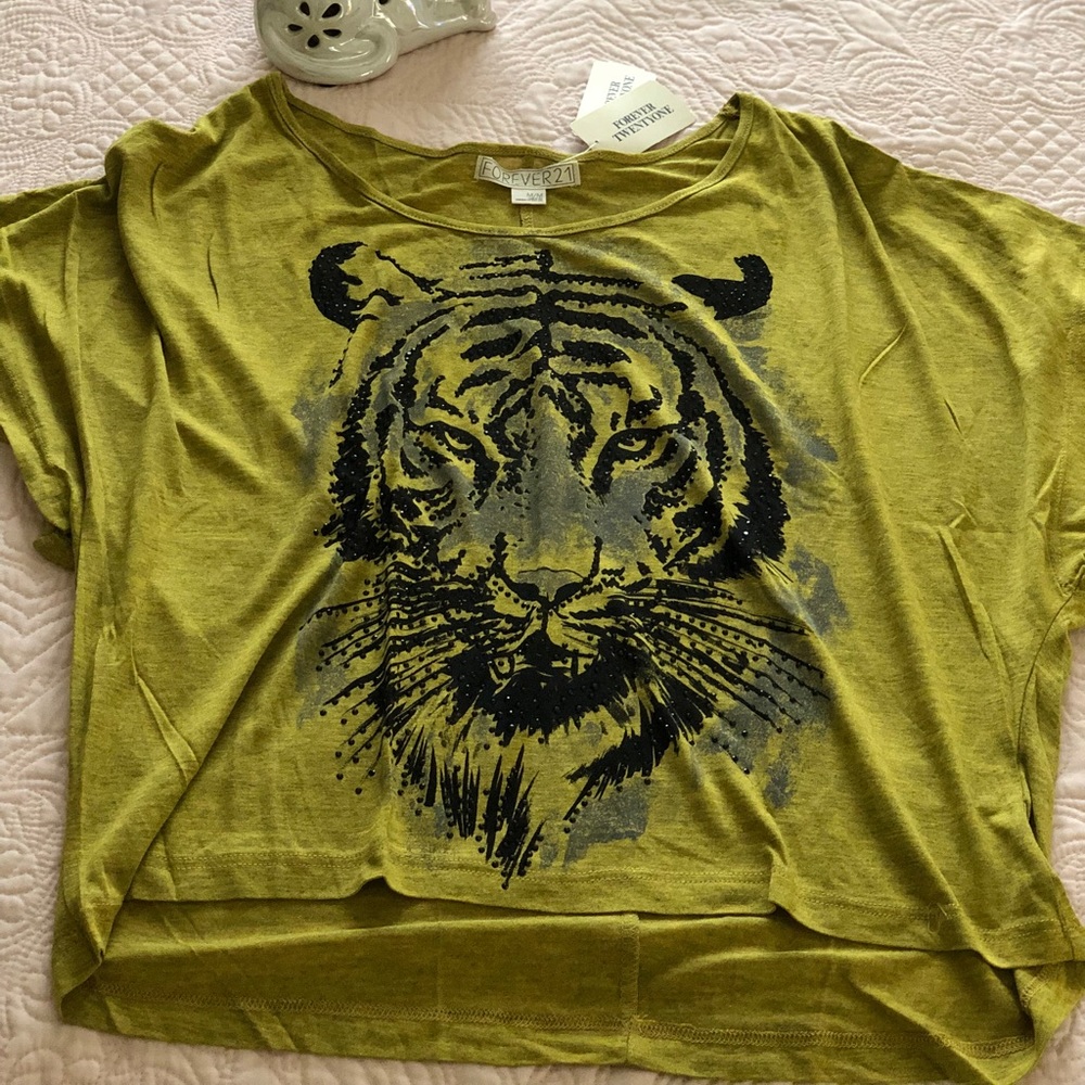 Forever 21 Logo Top - Tiger